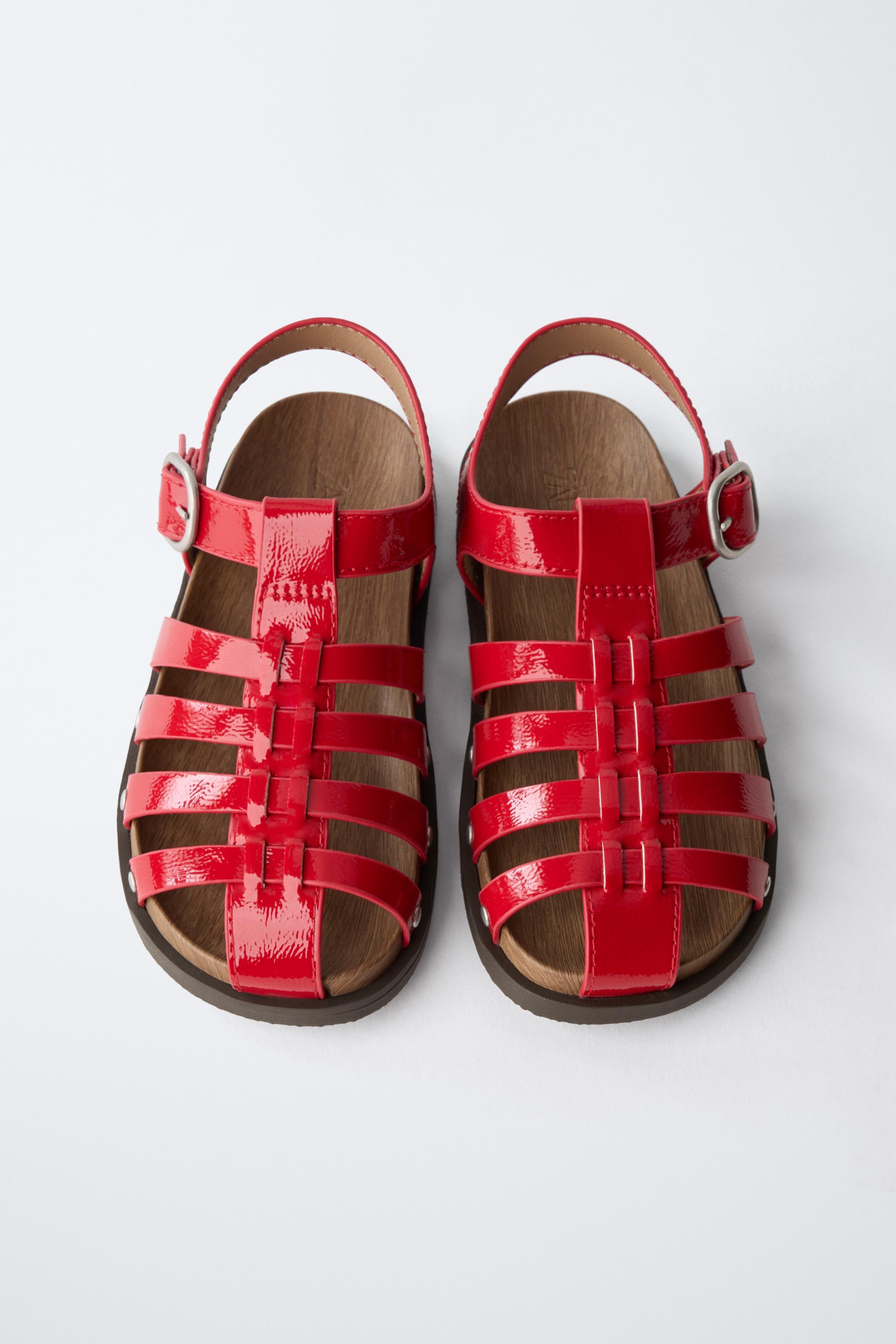 STUDDED FISHERMAN SANDALS